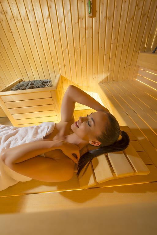 Hotel Mona Lisa Wellness & Spa كولوبرزيغ المظهر الخارجي الصورة